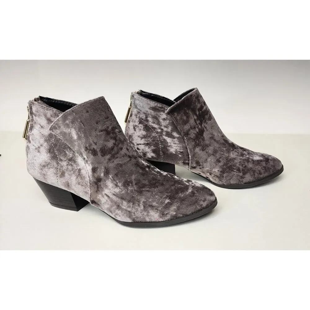 Qupid Women's Velvet Mauve Booties Size US 6